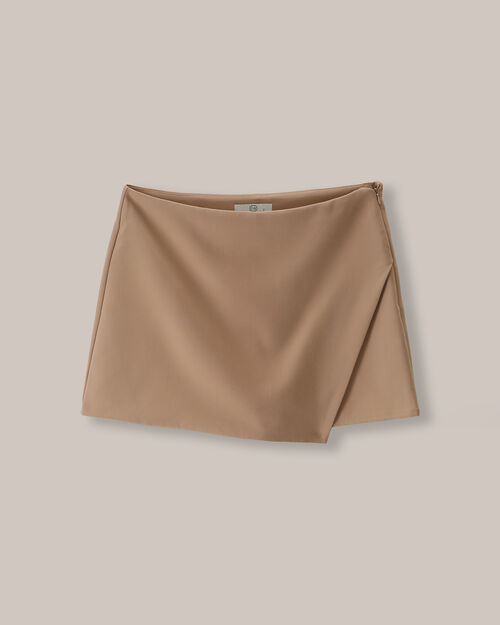 Short Falda Asimétrica